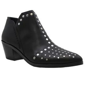 1 State loka black leather studded bootie size 8.5